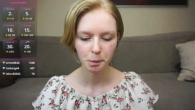 ToyaPletz: απευθείας συνομιλία ΧΧΧ