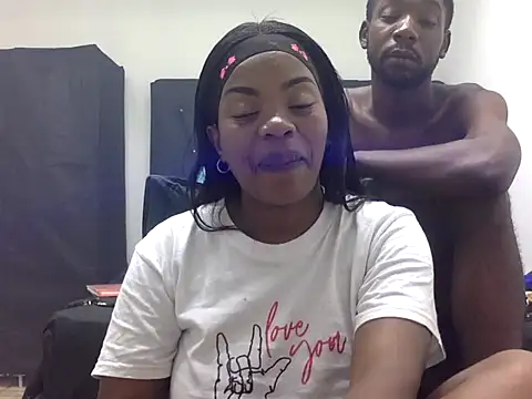 Chat XXX ao vivo de CandyNaynay