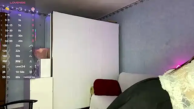 XXX chat uživo modela Lia_rise