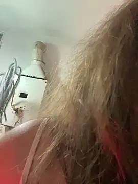 Webkamerová show Nenssy555