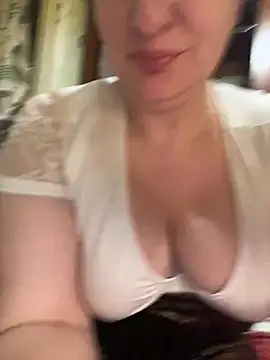 FetishIris' Webcam Show