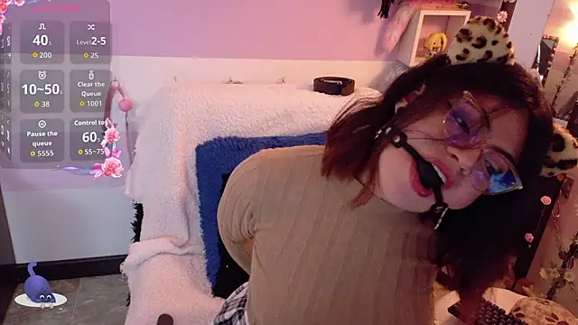 Catwhite_のライブXXXチャット