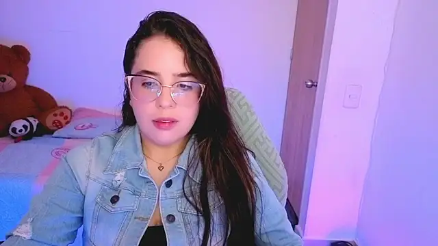 _alicia_z Chat XXX in diretta