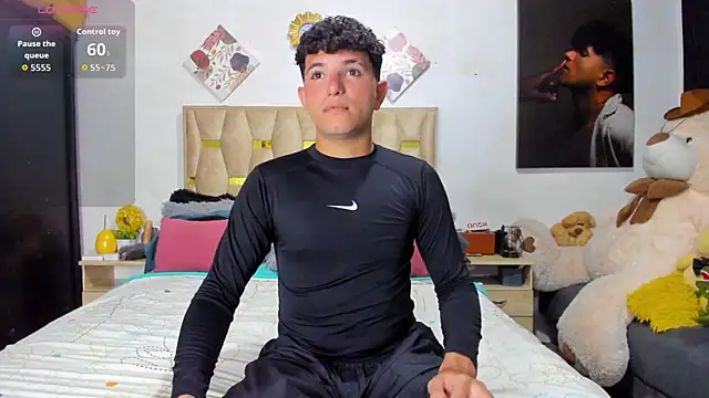 Онлайн чат XXX patrick_sanzz