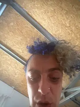 SalyTredelMonte Live XXX-chat