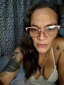 Nanybeach live XXX chat