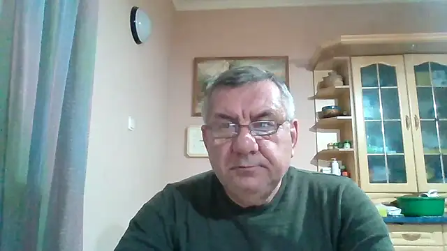 XXX chat uživo modela machomale3