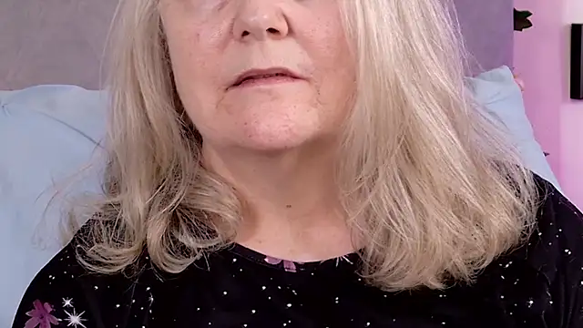 Kaitlyn_Winters élő XXX-chatje