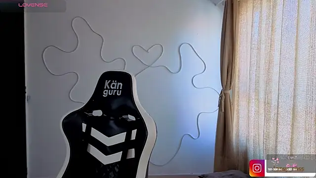 Victoryyy_ Adlı Modelin Canlı XXX Sohbeti