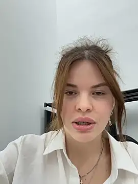 Show modela SMELLSEX na web-kameri