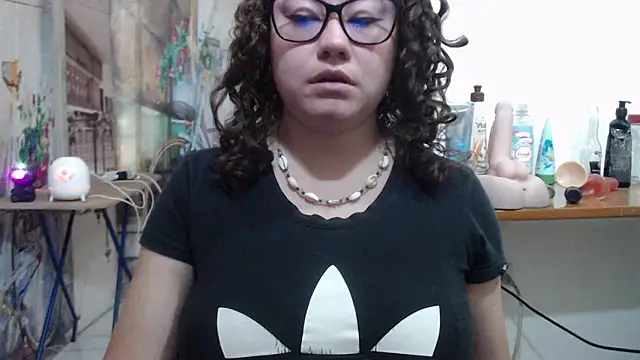 curly_greeneyed – Live XXX-chat