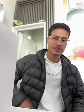 TavoHot_ 现场XXX聊天