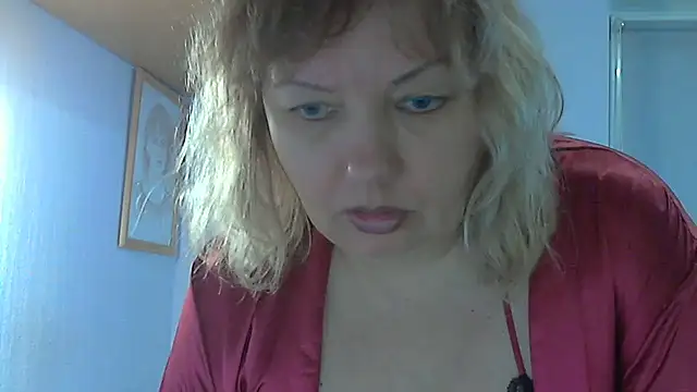 Chatroom XXX en direct de Lusi-777