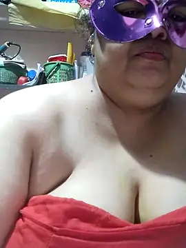 tamilthanushri Live XXX-chat