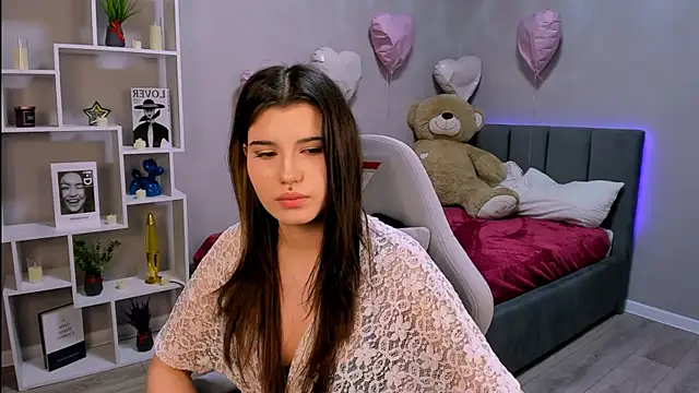 دردشة AnoraDark الجنسية المباشرة