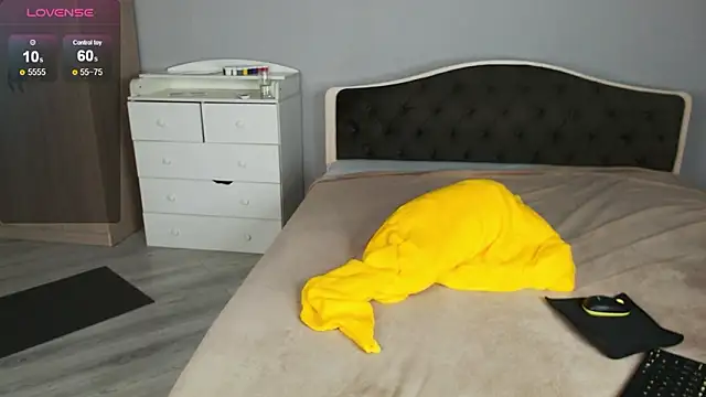 KaiChicken's Live XXX Chat