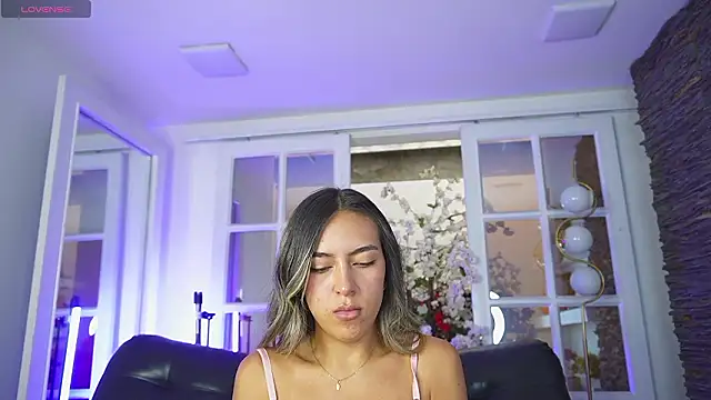 foxy_zoe's Live XXX Chat