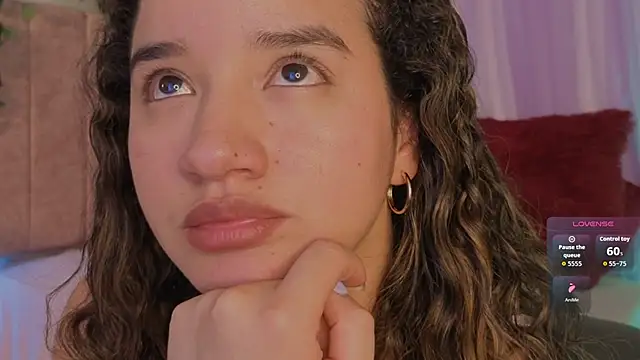 Czat XXX na żywo – emilyrouxe