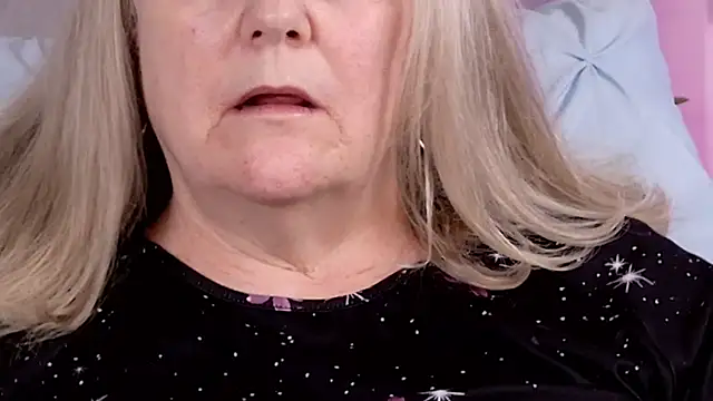 แชท XXX สดของ Kaitlyn_Winters