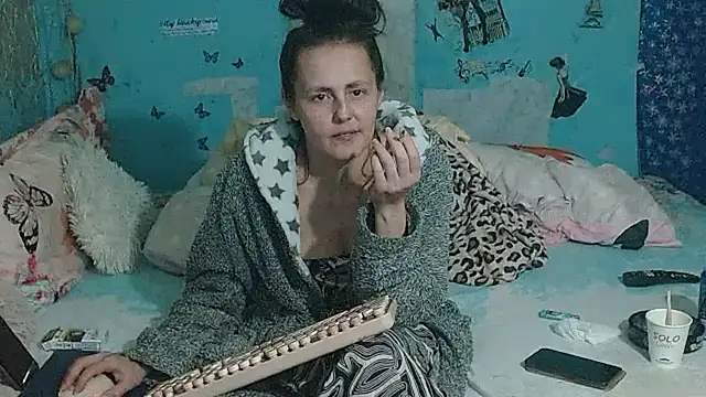 XXX chat uživo modela brighteyes77