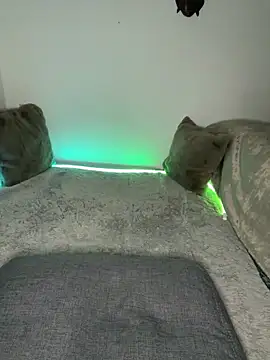 AuroraAllure_27's Live XXX Chat