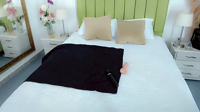 charlotte1_sweet Webcam Show