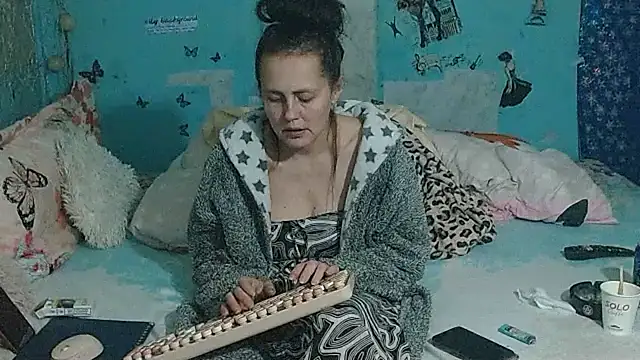 brighteyes77's Live XXX Chat