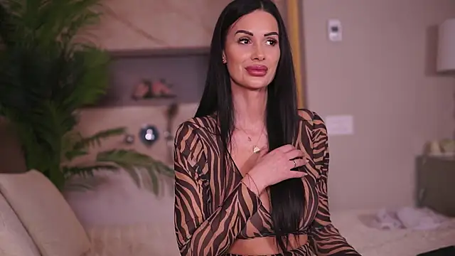 XXX chat uživo modela BiancaCain