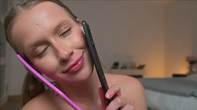 ella_twinkl's Live XXX Chat