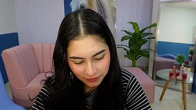 amy_lovelydoll's Live XXX Chat