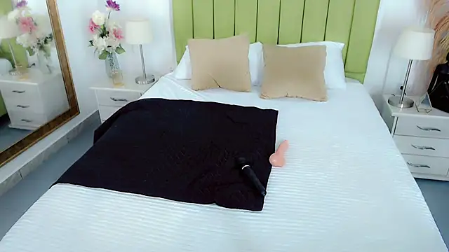 charlotte1_sweet Show Webcam