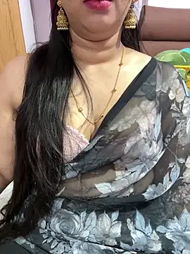 Pokazy przed kamerką – anvitha_sexy_anvi