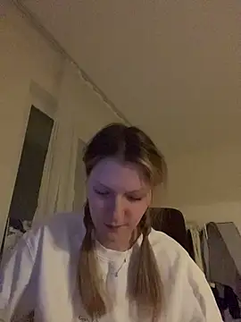 دردشة MaryHiggins الجنسية المباشرة