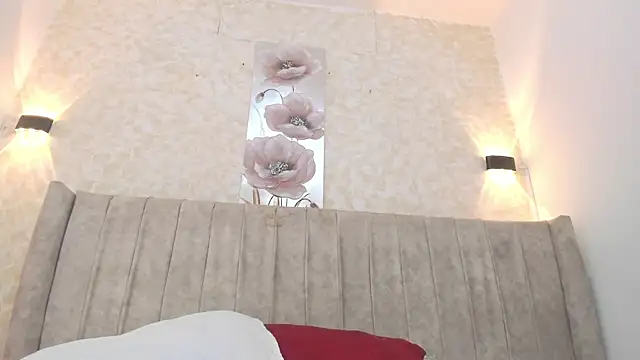 thamiina_'s Live XXX Chat