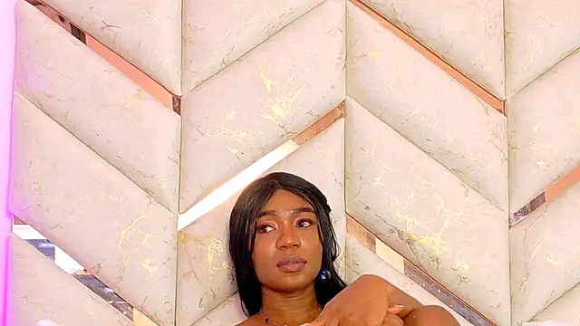 AlanaDoll's Live XXX Chat