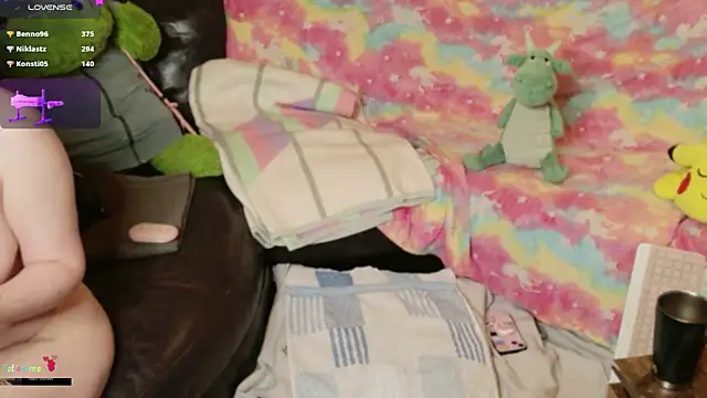 XXX chat uživo modela GamerGirl_Eve