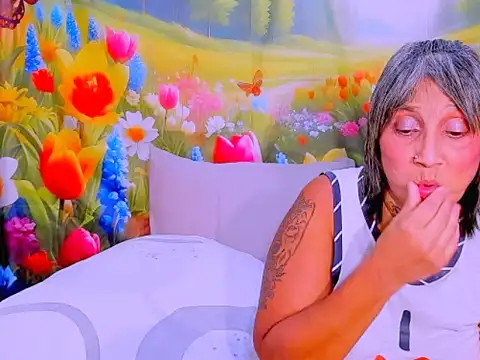 indianroxy 即時 XXX 聊天