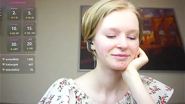 ToyaPletz's Live XXX Chat