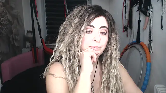 MISSwithDOLLS Chat XXX live