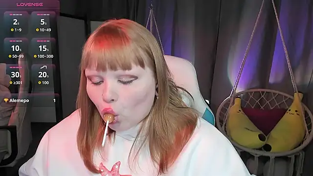 XXX chat uživo modela LottieReed