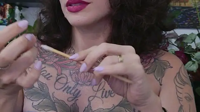 Show de TaliMajesty na webcam