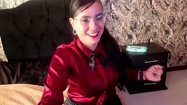 Agata-Moon's Live XXX Chat