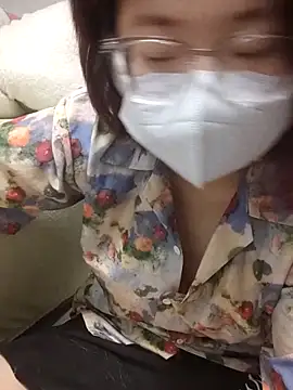 miniiceyya: απευθείας συνομιλία ΧΧΧ