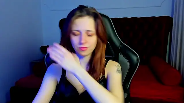 XXX chat uživo modela FreyaVey