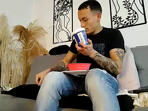 Chatroom XXX en direct de Masterblue_hot