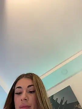 IsabellaEtthan's Live XXX Chat