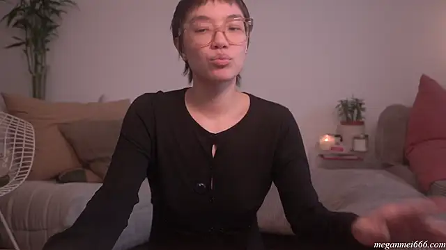 meganmei666 Show in webcam