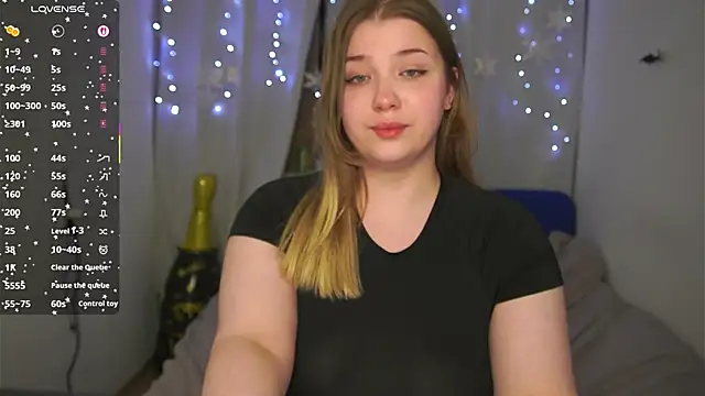 Živý XXX chat CuteSharloti