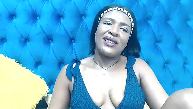 SpicyQueenxxxx live XXX chat