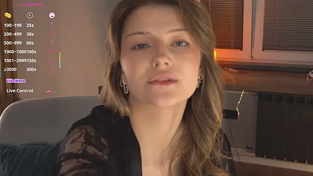 OssieCrewsのライブXXXチャット